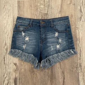 Elan Boutique Distressed Denim Shorts Size L